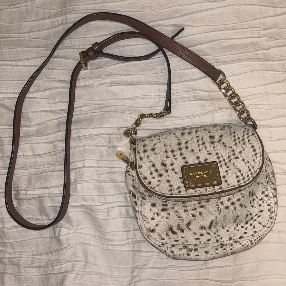 Michael Kors Crossbody Monogram Bag